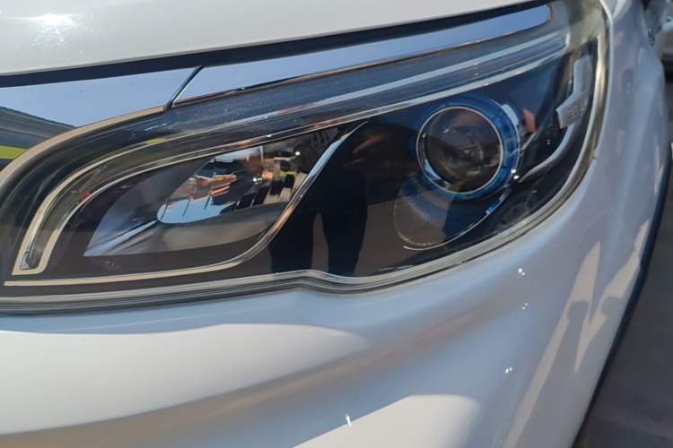 Used Geely Auto Vision X3 2017 1.5L Manual Elite Model Left Front Headlight