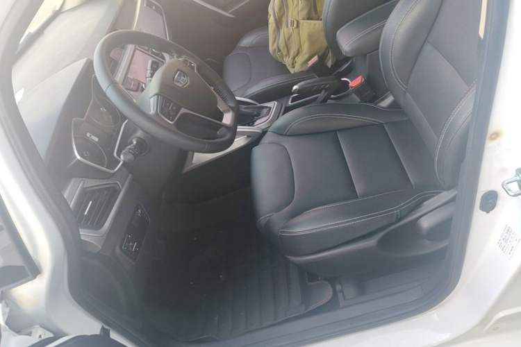 Used Geely Auto Vision X3 2017 1.5L Automatic Elite Model Left Front Seat