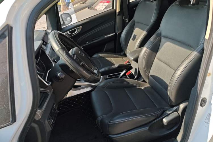 Used Geely Auto Vision X3 2017 1.5L Manual Elite Model Left Front Seat