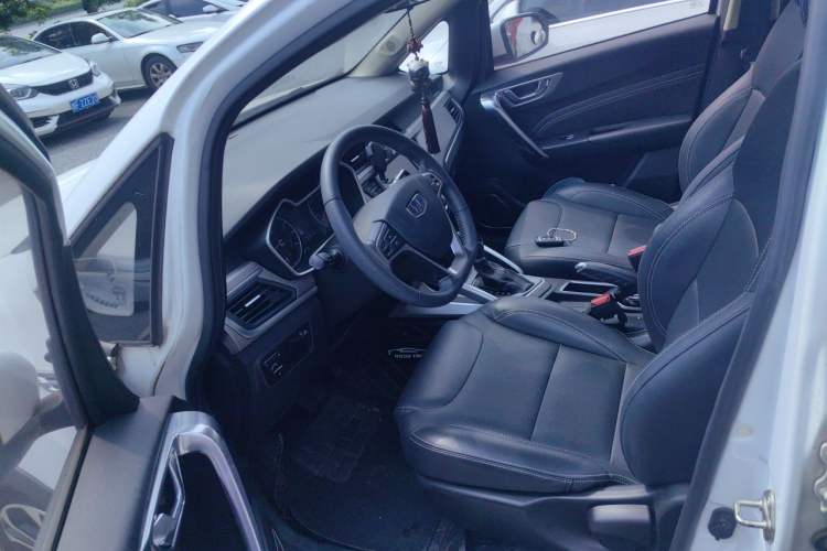 Used Geely Auto Vision X3 2017 1.5L Automatic Elite Model Left Front Seat