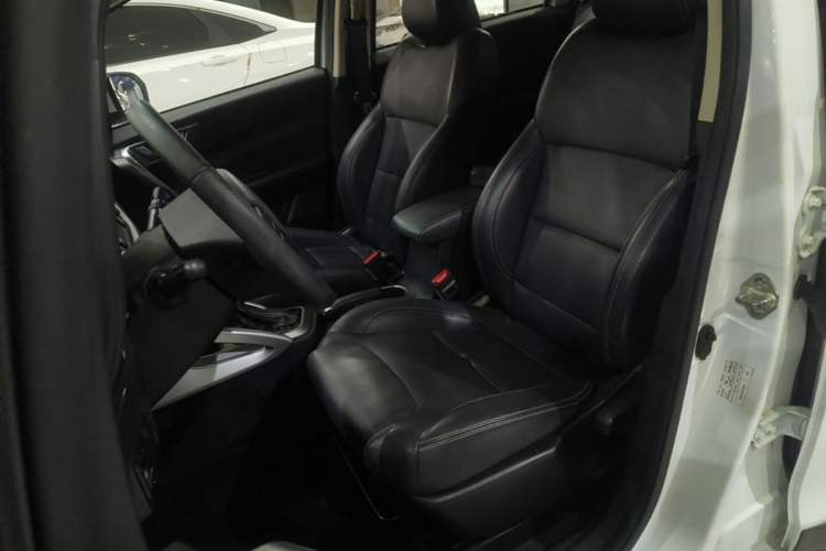 Used Geely Auto Vision X3 2017 1.5L Automatic Elite Model Left Front Seat