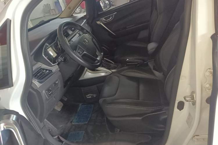 Used Geely Auto Vision X3 2017 1.5L Automatic Elite Model Left Front Seat