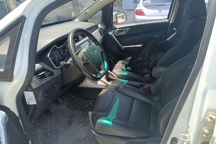 Used Geely Auto Vision X3 2017 1.5L Automatic Elite Model Left Front Seat