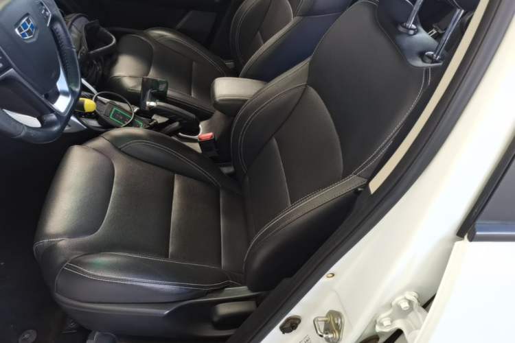 Used Geely Auto Vision X3 2017 1.5L Automatic Elite Model Left Front Seat
