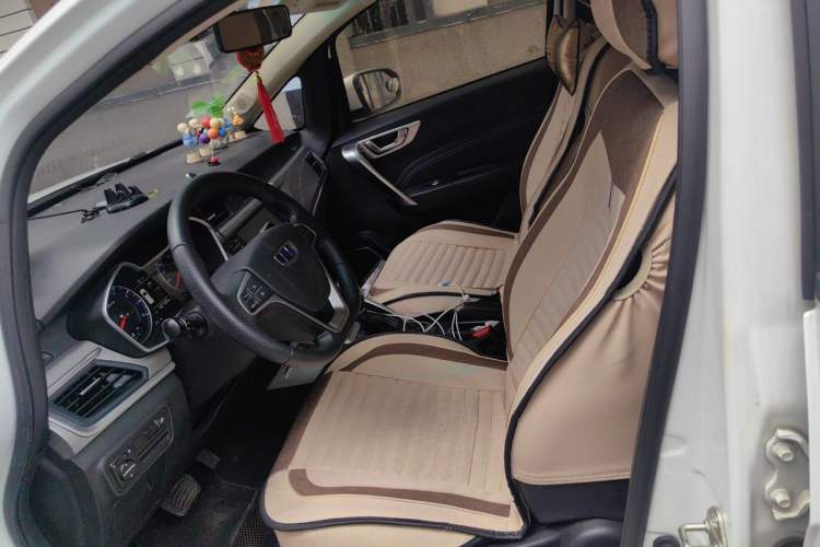 Used Geely Auto Vision X3 2017 1.5L Automatic Elite Model Left Front Seat