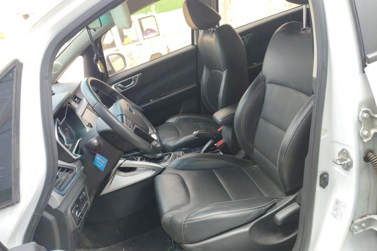 Used Geely Auto Vision X3 2017 1.5L Automatic Elite Model Left Front Seat