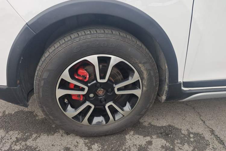 Used Geely Auto Vision X3 2017 1.5L Automatic Luxury Model Left Front Wheel Hub