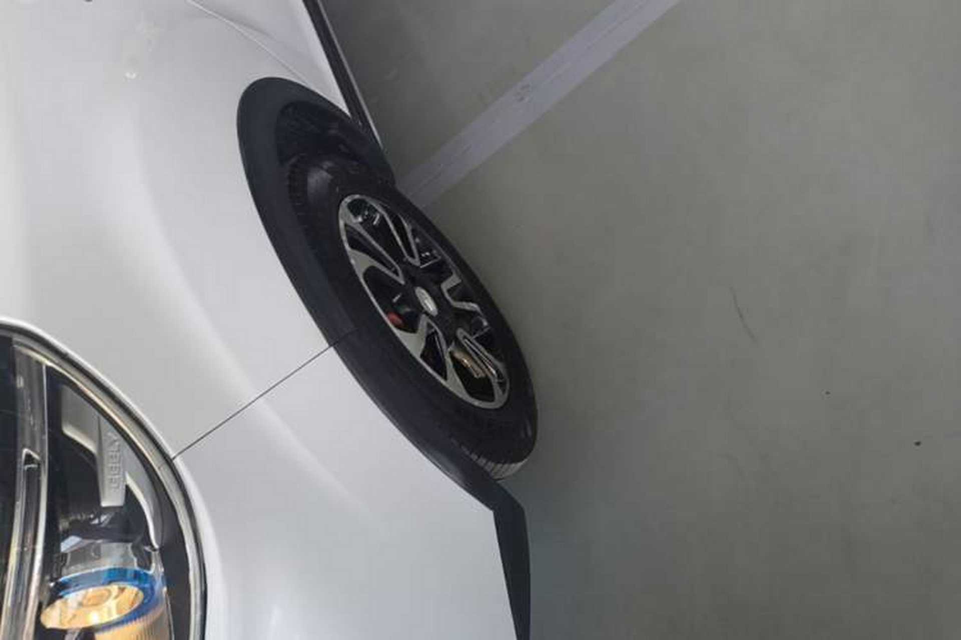Used Geely Auto Vision X3 2017 1.5L Automatic Luxury Model Left Front Wheel Hub