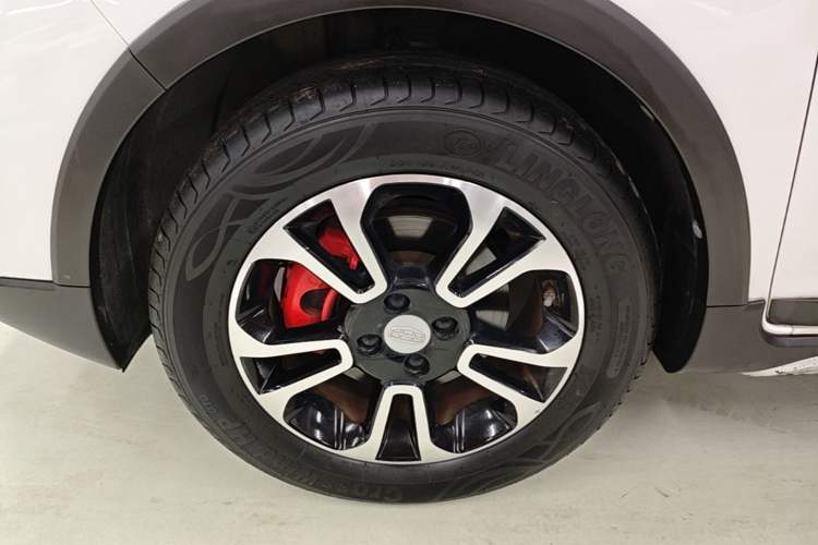 Used Geely Auto Vision X3 2017 1.5L Automatic Luxury Model Left Front Wheel Hub