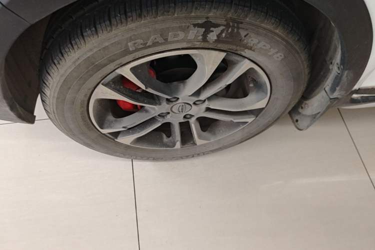 Used Geely Auto Vision X3 2017 1.5L Automatic Luxury Model Left Front Wheel Hub