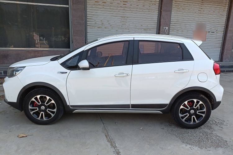 Used Geely Auto Vision X3 2017 1.5L Manual Luxury Model Left Side