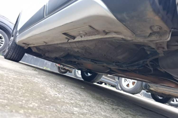 Used Geely Auto Vision X3 2017 1.5L Manual Elite Model Left Side Sill