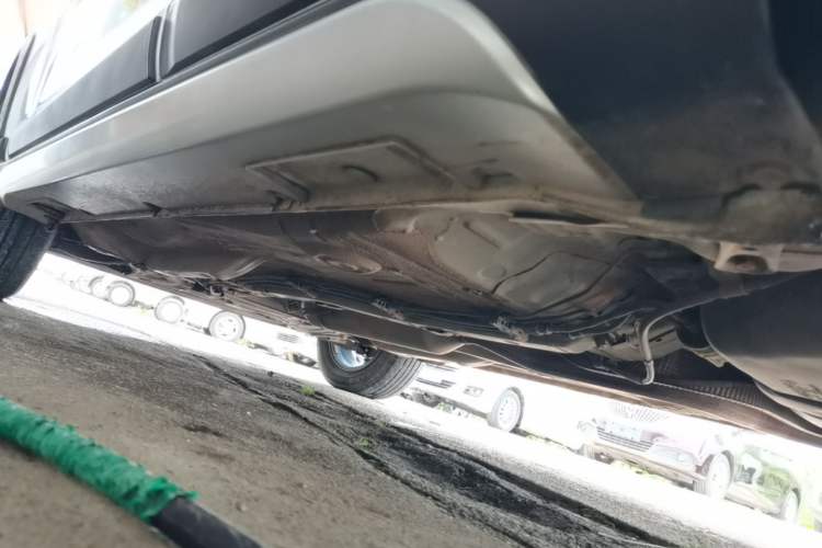 Used Geely Auto Vision X3 2017 1.5L Manual Elite Model Left Side Sill
