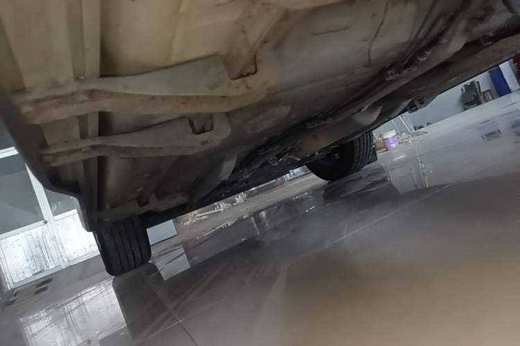 Used Geely Auto Vision X3 2017 1.5L Automatic Elite Model Left Side Sill
