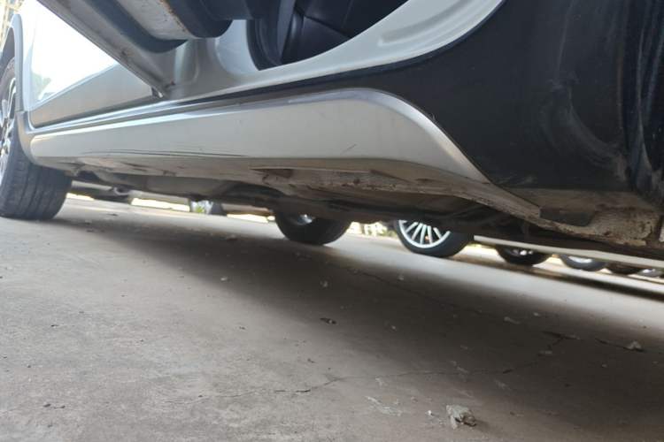 Used Geely Auto Vision X3 2017 1.5L Manual Luxury Model Left Side Sill