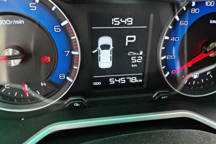 Used Geely Auto Vision X3 2017 1.5L Automatic Elite Model Odometer Close Up
