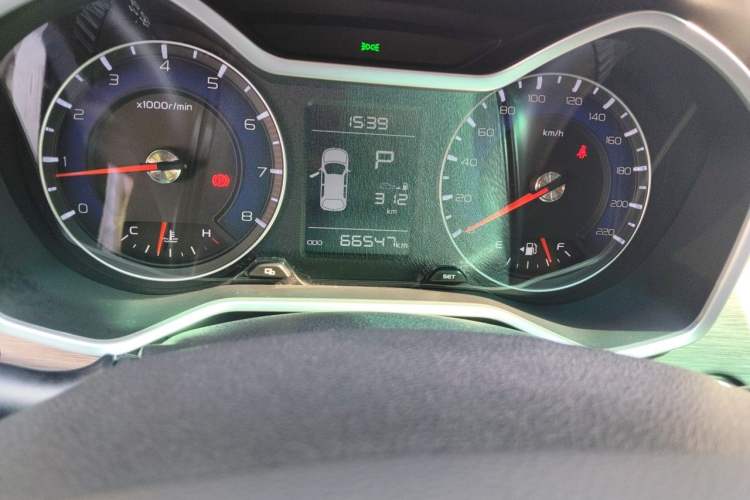 Used Geely Auto Vision X3 2017 1.5L Automatic Luxury Model Odometer Close Up