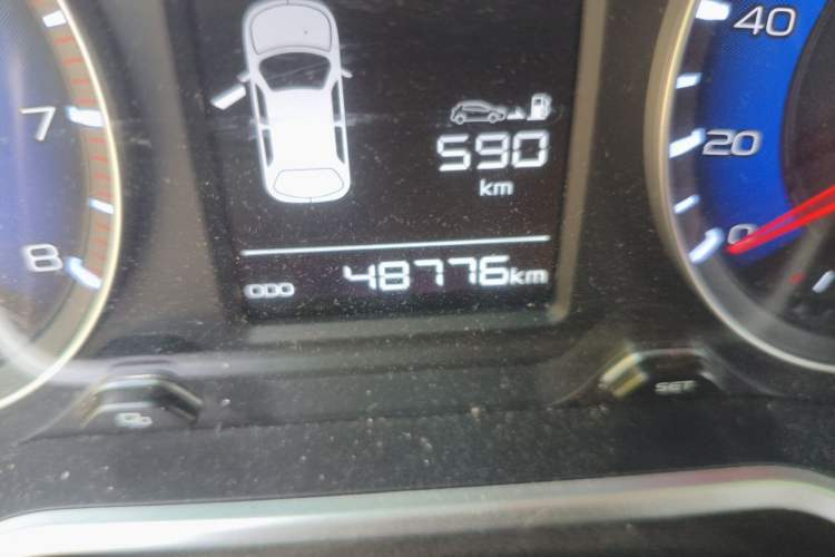 Used Geely Auto Vision X3 2017 1.5L Manual Luxury Model Odometer Close Up