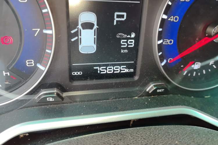Used Geely Auto Vision X3 2017 1.5L Automatic Elite Model Odometer Close Up