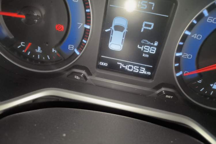 Used Geely Auto Vision X3 2017 1.5L Automatic Elite Model Odometer Close Up