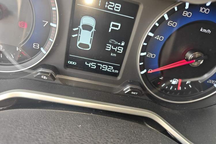 Used Geely Auto Vision X3 2017 1.5L Automatic Elite Model Odometer Close Up