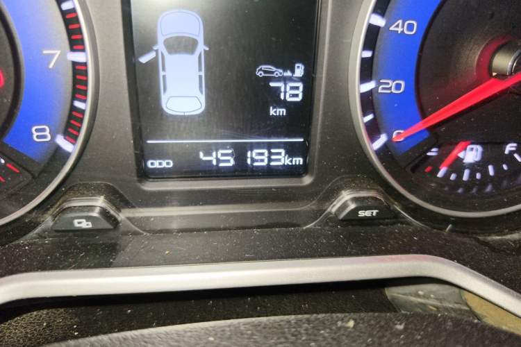 Used Geely Auto Vision X3 2017 1.5L Manual Luxury Model Odometer Close Up