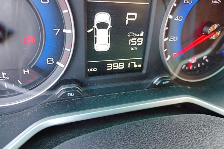 Used Geely Auto Vision X3 2017 1.5L Automatic Elite Model Odometer Close Up