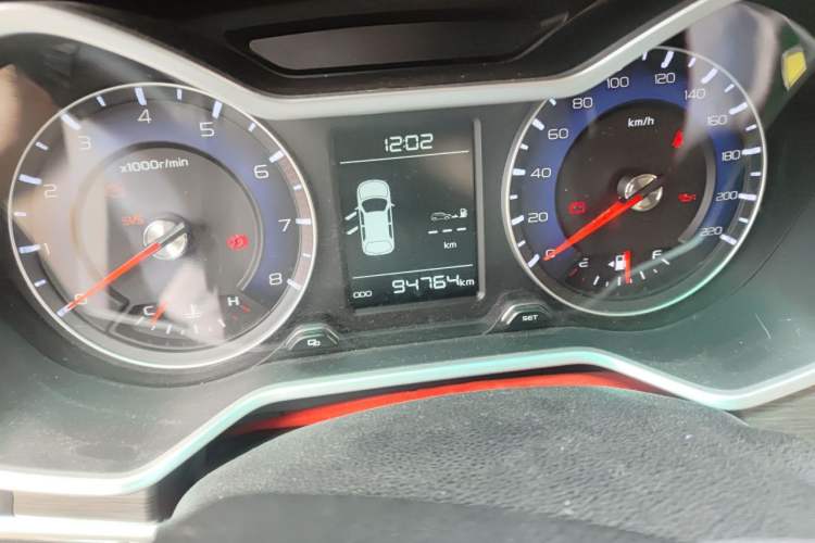 Used Geely Auto Vision X3 2017 1.5L Manual Elite Model Odometer Close Up