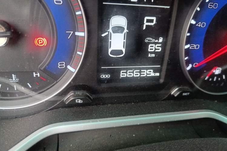 Used Geely Auto Vision X3 2017 1.5L Automatic Luxury Model Odometer Close Up