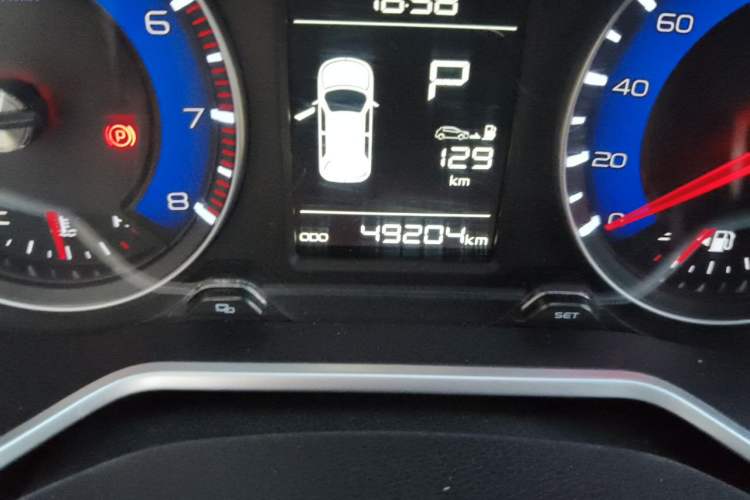 Used Geely Auto Vision X3 2017 1.5L Automatic Elite Model Odometer Close Up