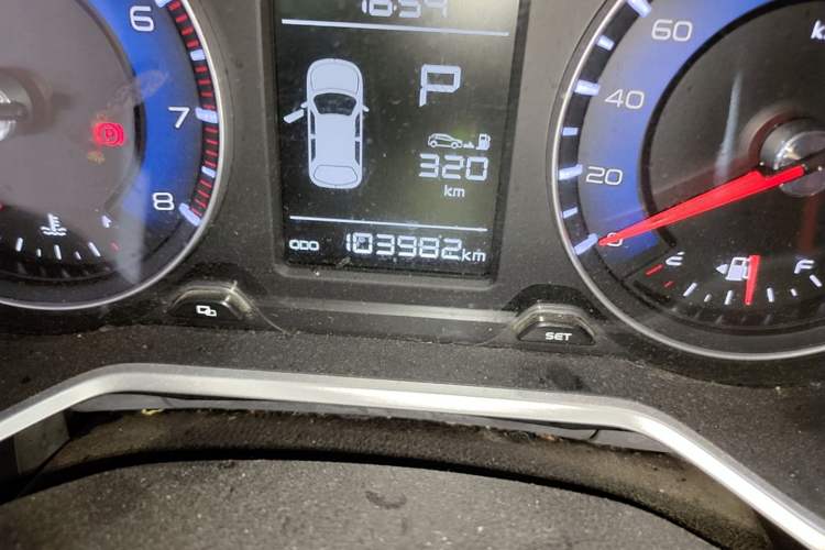 Used Geely Auto Vision X3 2017 1.5L Automatic Luxury Model Odometer Close Up