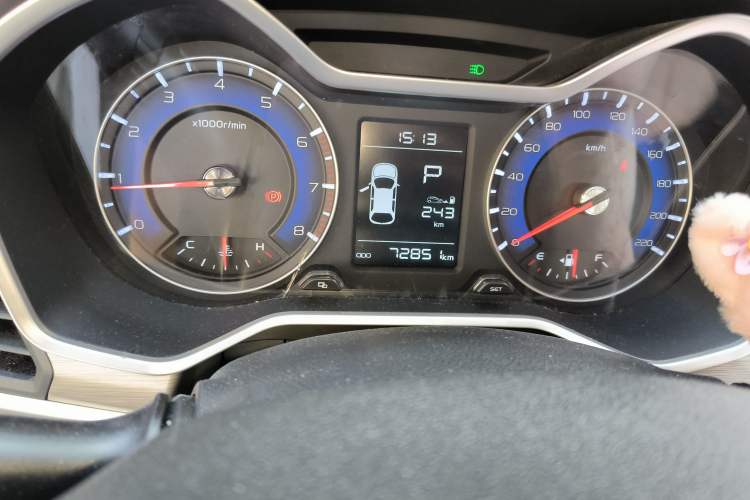 Used Geely Auto Vision X3 2017 1.5L Automatic Elite Model Odometer Close Up