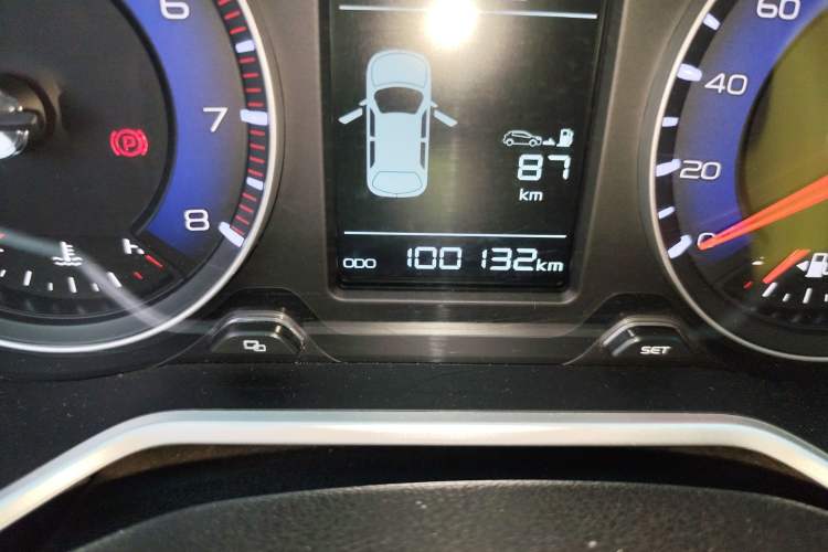 Used Geely Auto Vision X3 2017 1.5L Manual Elite Model Odometer Close Up