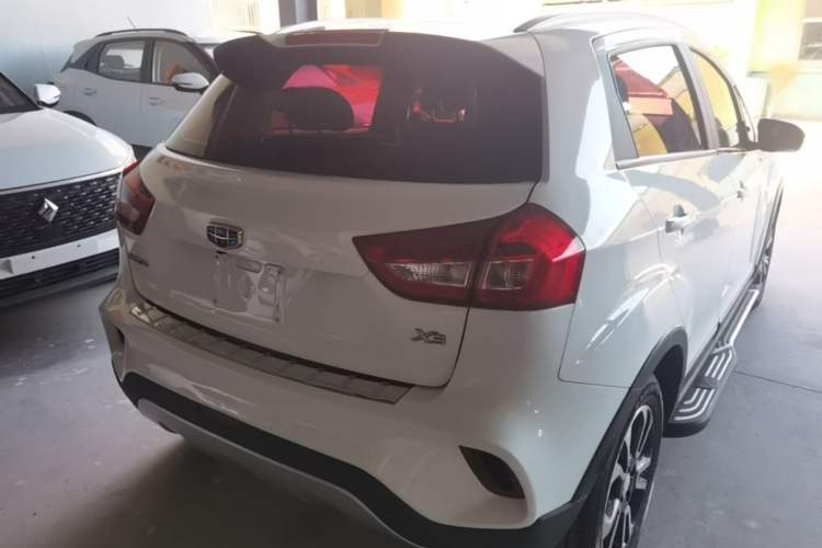 Used Geely Auto Vision X3 2017 1.5L Automatic Luxury Model Rear Right 45 Deg
