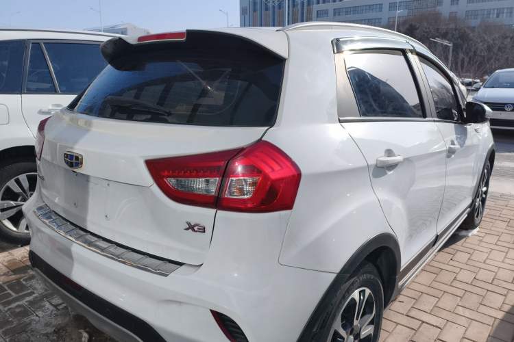 Used Geely Auto Vision X3 2017 1.5L Manual Elite Model Rear Right 45 Deg