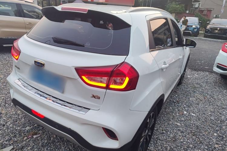 Used Geely Auto Vision X3 2017 1.5L Manual Elite Model Rear Right 45 Deg