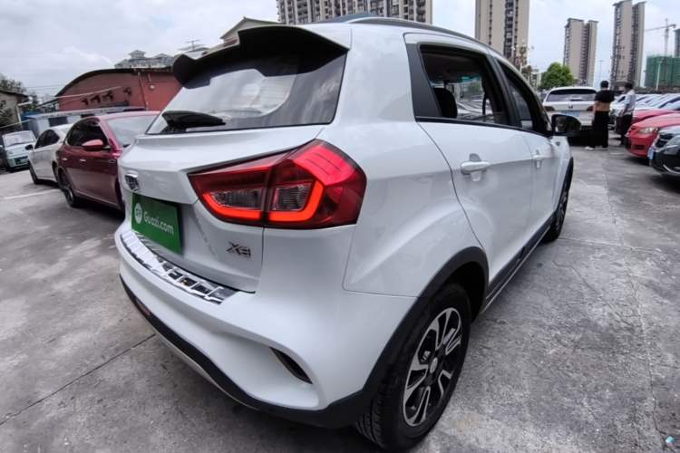 Used Geely Auto Vision X3 2017 1.5L Automatic Elite Model Rear Right 45 Deg