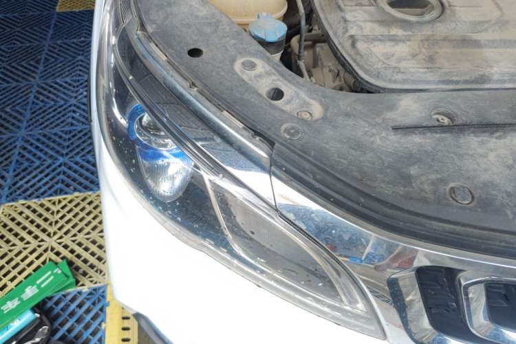 Used Geely Auto Vision X3 2017 1.5L Automatic Luxury Model Right Front Headlight