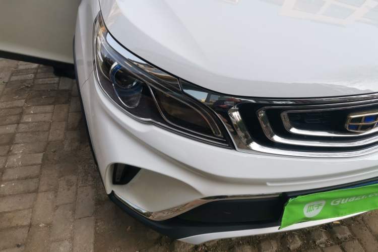 Used Geely Auto Vision X3 2017 1.5L Automatic Luxury Model Right Front Headlight