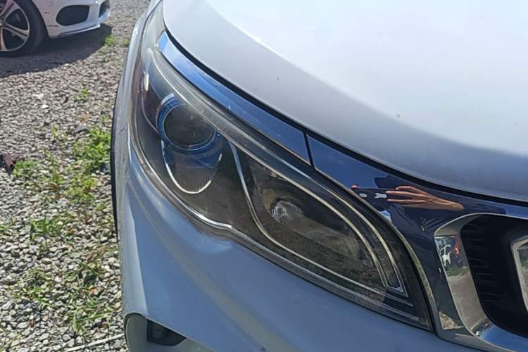 Used Geely Auto Vision X3 2017 1.5L Automatic Luxury Model Right Front Headlight