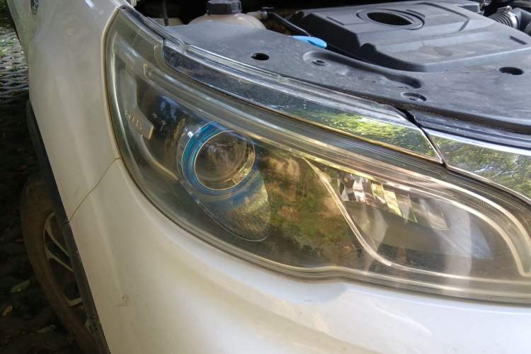 Used Geely Auto Vision X3 2017 1.5L Automatic Elite Model Right Front Headlight