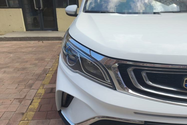 Used Geely Auto Vision X3 2017 1.5L Manual Luxury Model Right Front Headlight