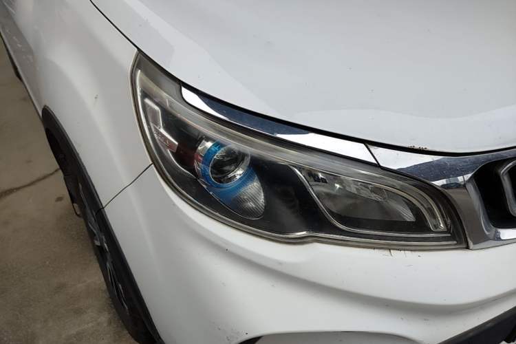 Used Geely Auto Vision X3 2017 1.5L Automatic Luxury Model Right Front Headlight