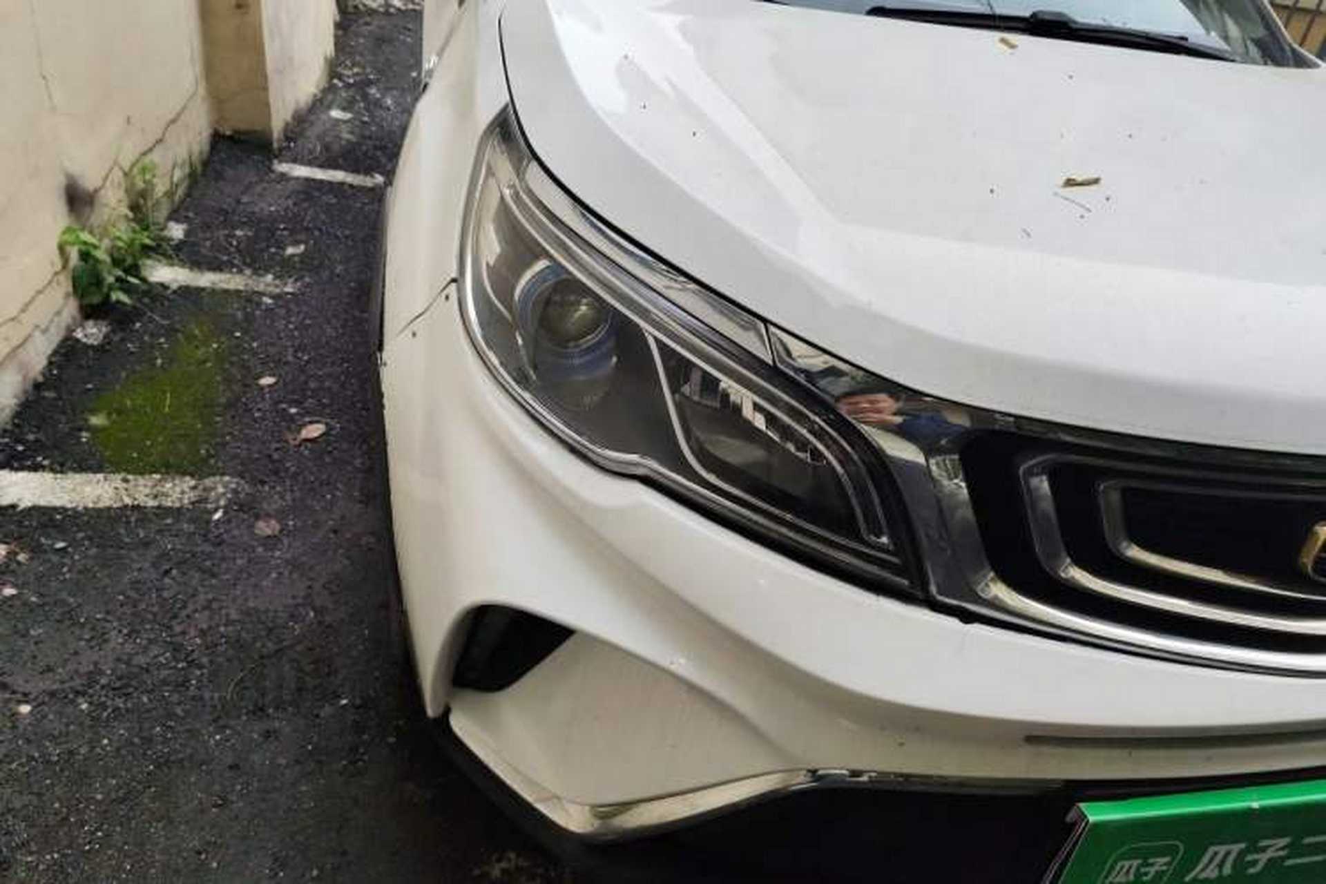 Used Geely Auto Vision X3 2017 1.5L Manual Luxury Model Right Front Headlight