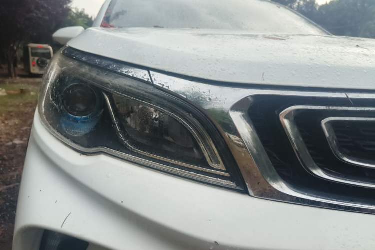 Used Geely Auto Vision X3 2017 1.5L Manual Luxury Model Right Front Headlight