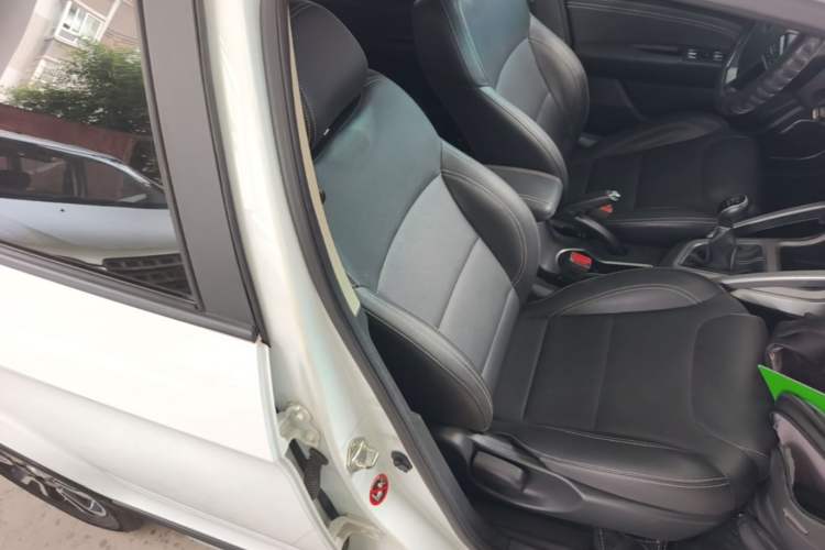 Used Geely Auto Vision X3 2017 1.5L Manual Luxury Model Right Front Seat