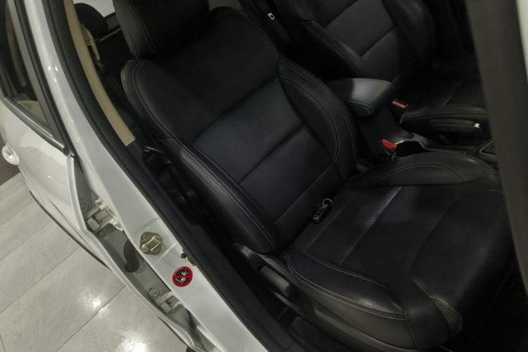 Used Geely Auto Vision X3 2017 1.5L Automatic Elite Model Right Front Seat