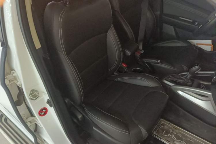 Used Geely Auto Vision X3 2017 1.5L Automatic Elite Model Right Front Seat