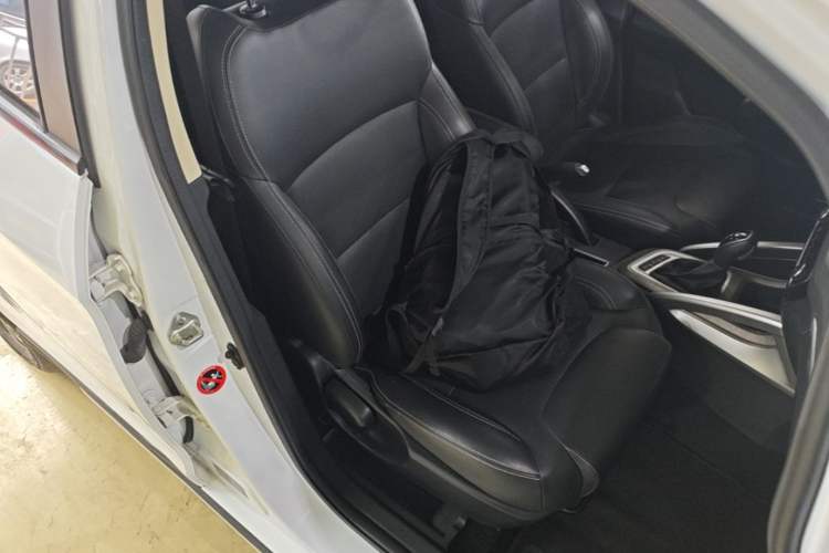 Used Geely Auto Vision X3 2017 1.5L Automatic Luxury Model Right Front Seat