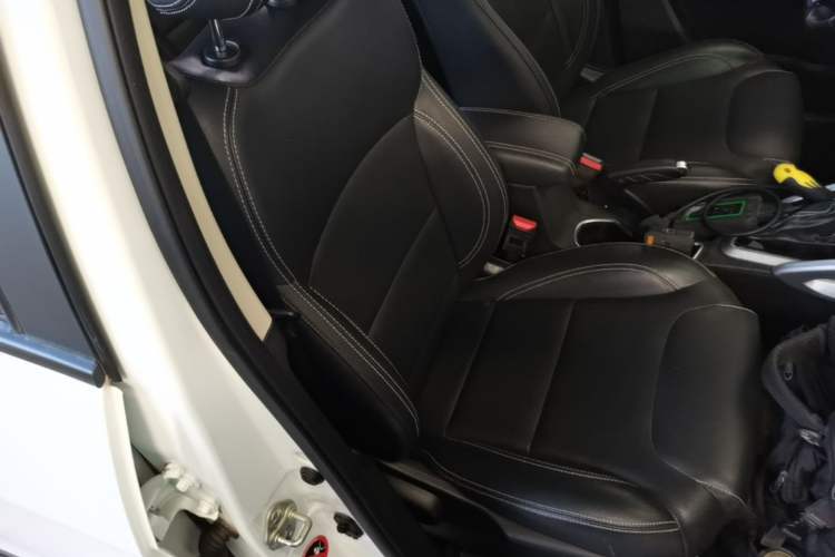 Used Geely Auto Vision X3 2017 1.5L Automatic Elite Model Right Front Seat